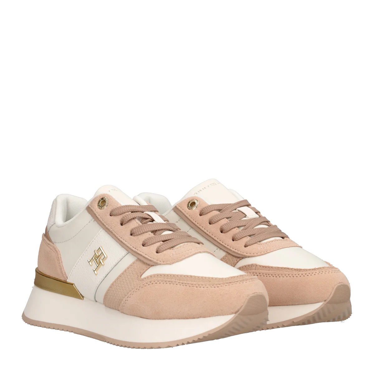 THE FASHION RUNNER - Image 3